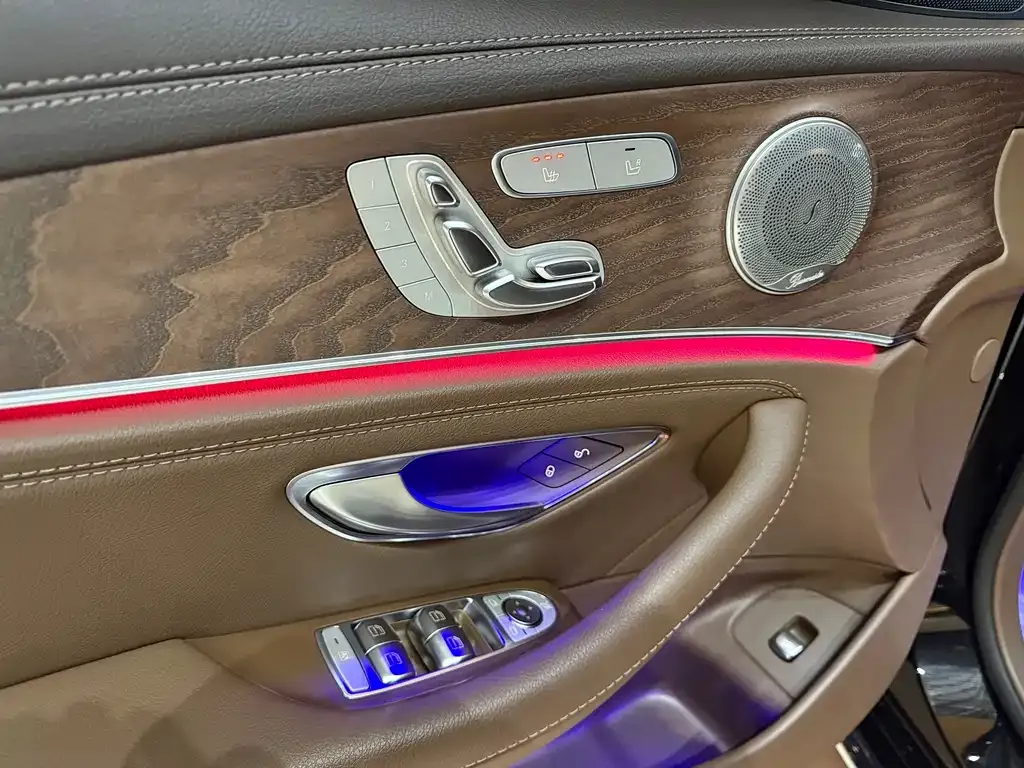 Mercedes-Benz E-Class 2022 из CN, фото 10
