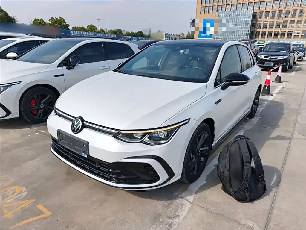 Volkswagen Golf 2022 из CN, фото 1