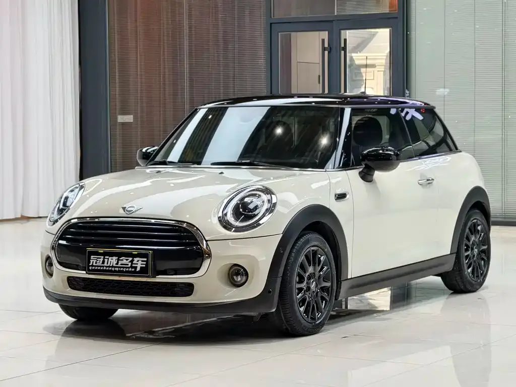 MINI Cooper (3-door) — фото 1