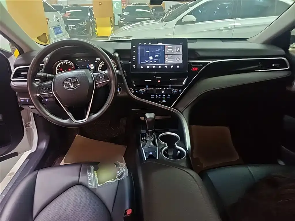 Toyota Camry 2024 из CN, фото 10