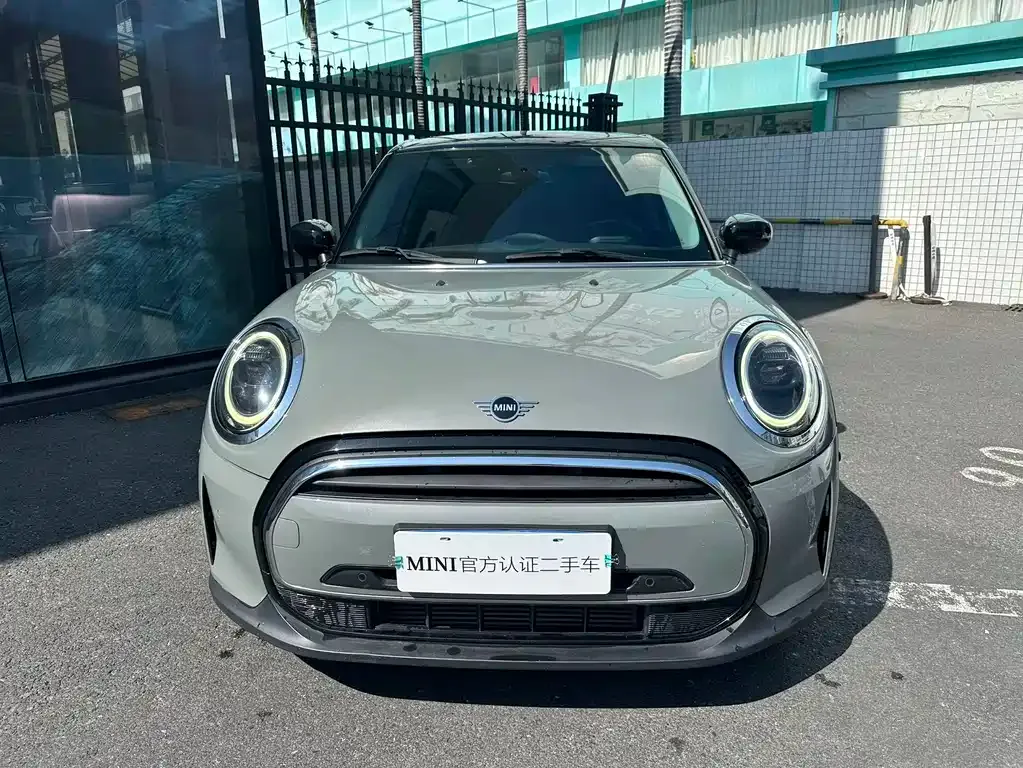 MINI Cooper (3-door) 2021 из CN, фото 2