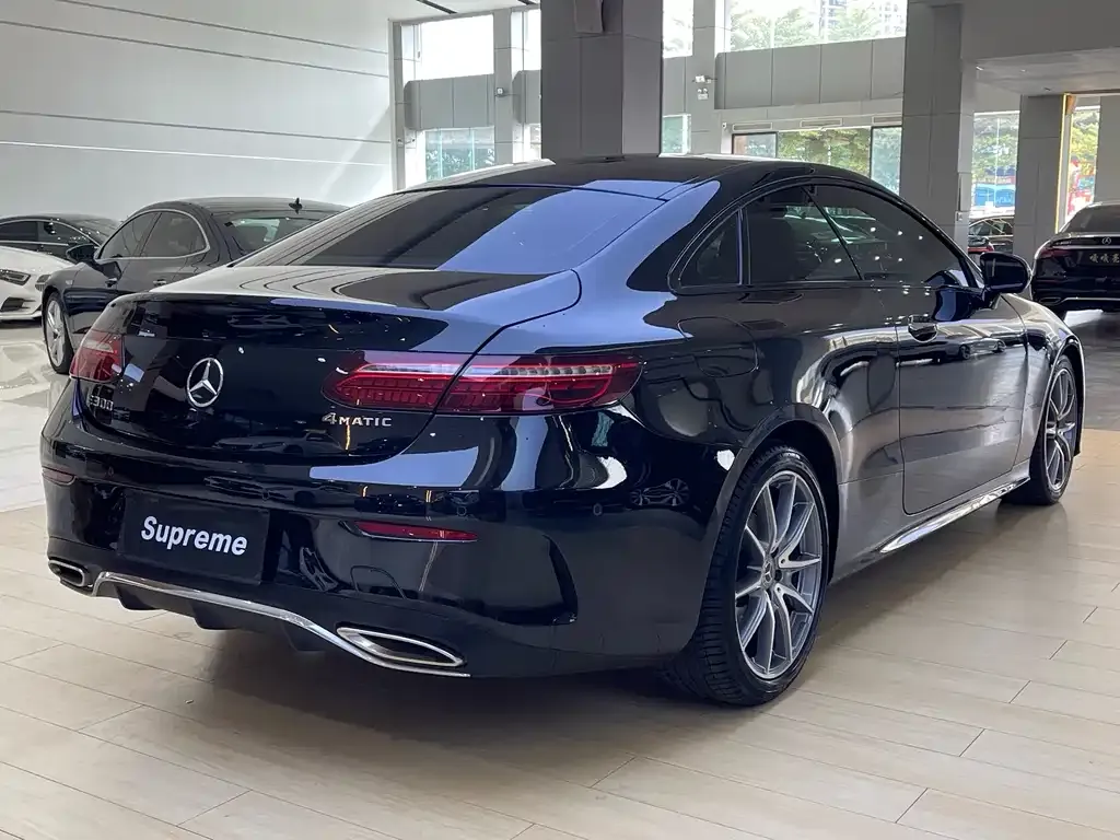 Mercedes-Benz E-Class (Import) — фото 10