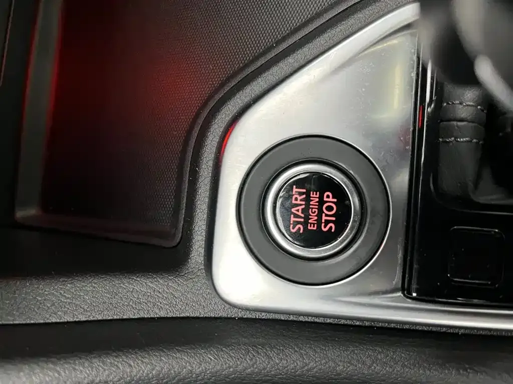 Nissan Sylphy 2023 из CN, фото 4