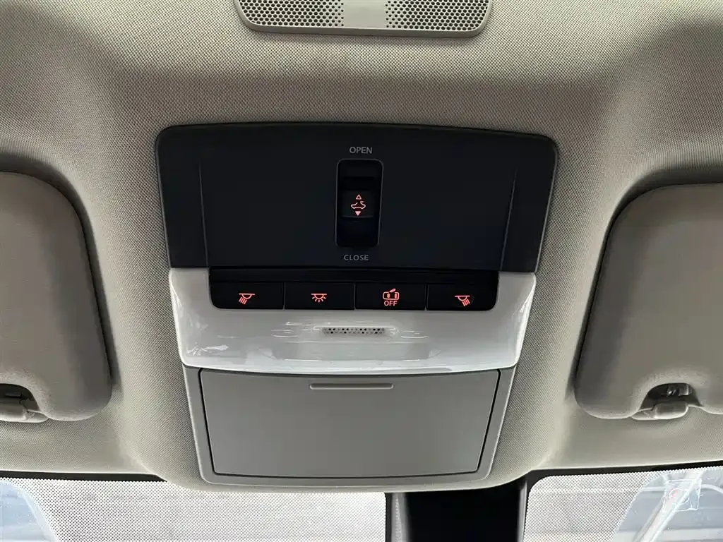 Nissan Sylphy 2023 из CN, фото 8