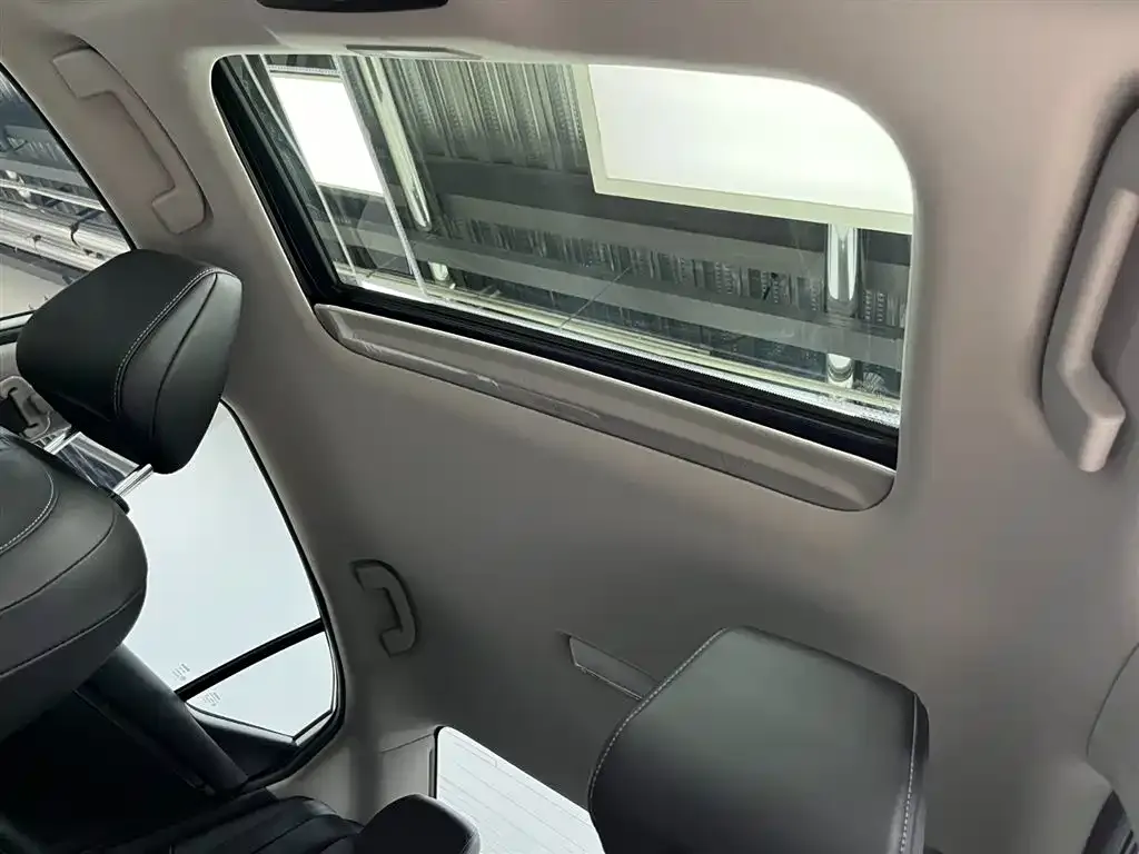Nissan Sylphy 2023 из CN, фото 9