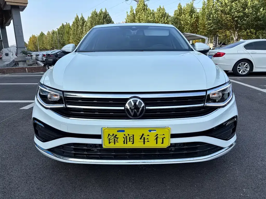 Volkswagen Bora 2023 из CN, фото 2