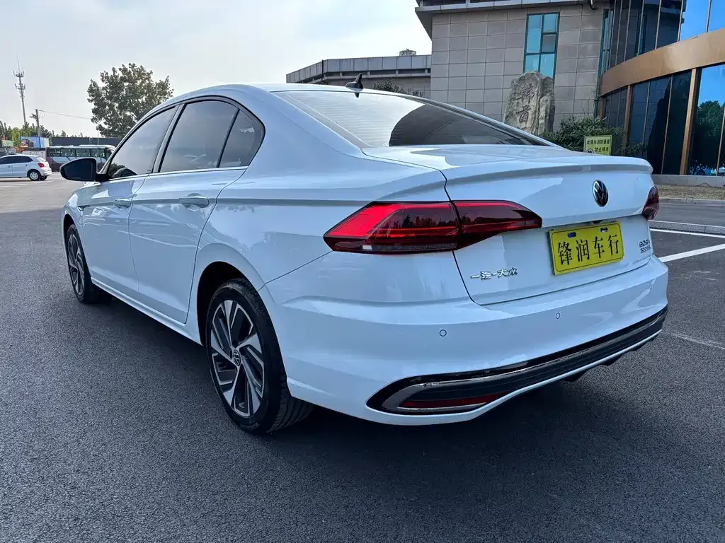 Volkswagen Bora 2023 из CN, фото 4
