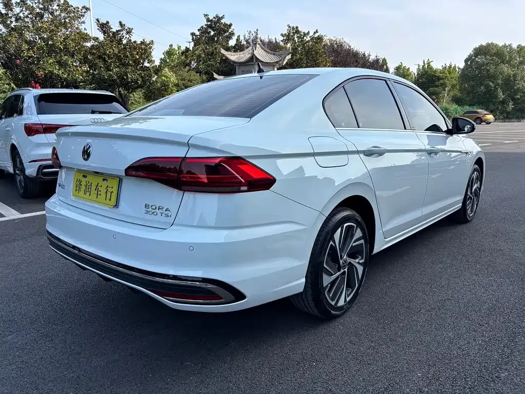 Volkswagen Bora 2023 из CN, фото 6