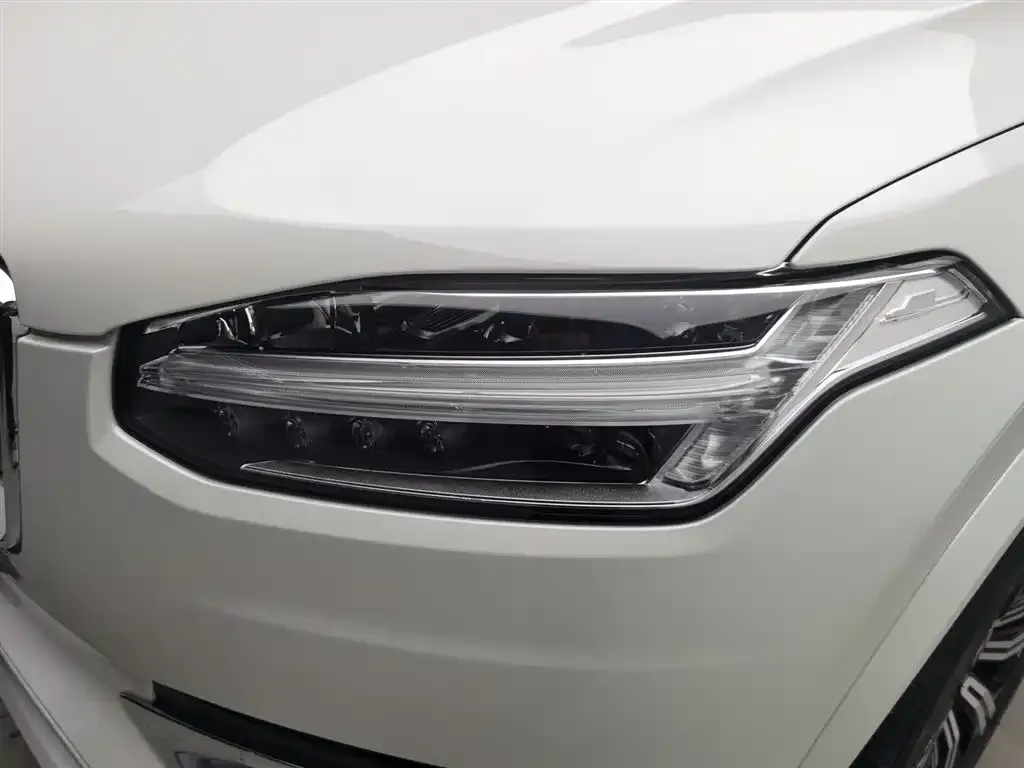 Volvo XC90 2023 из CN, фото 7