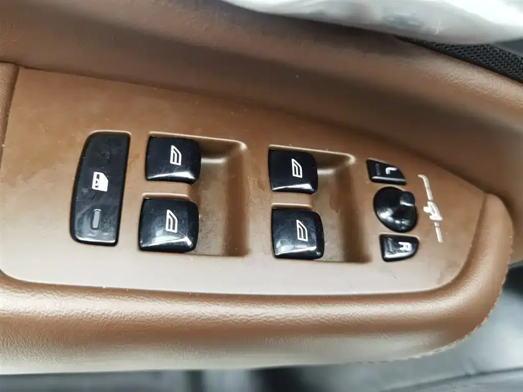 Volvo XC90 2023 из CN, фото 9