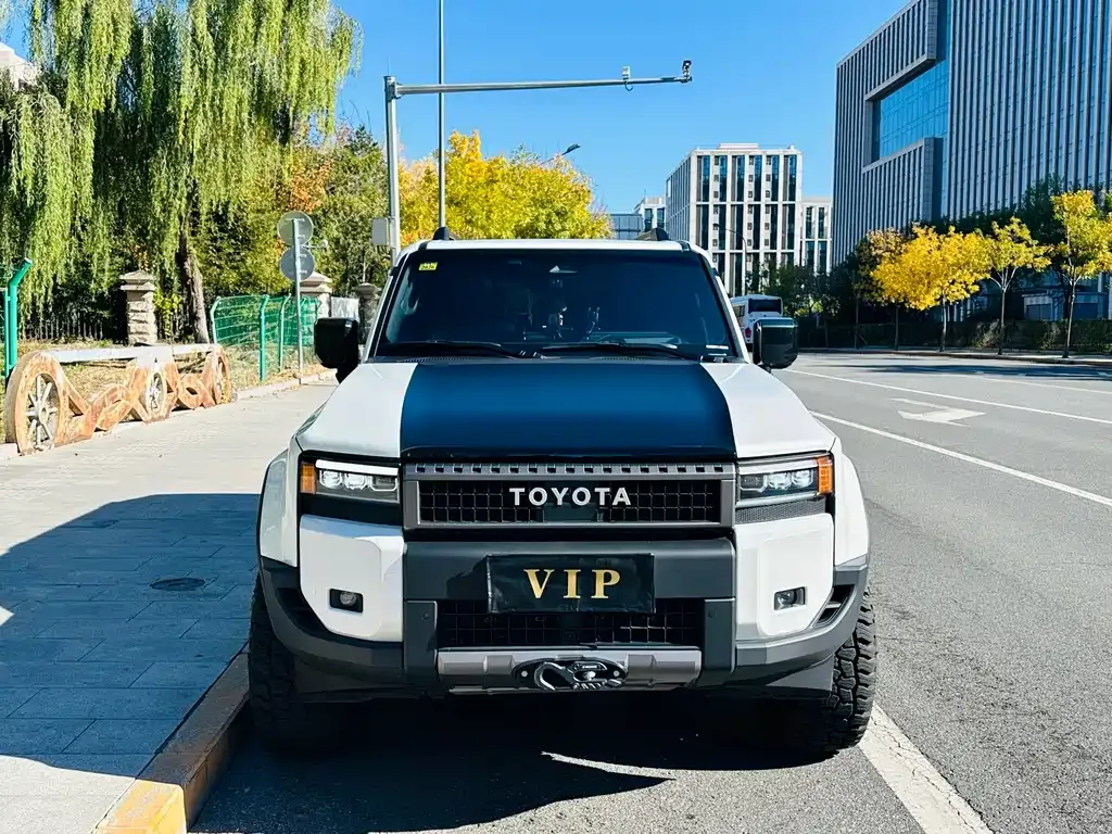 Toyota Prado 2024 из CN, фото 2