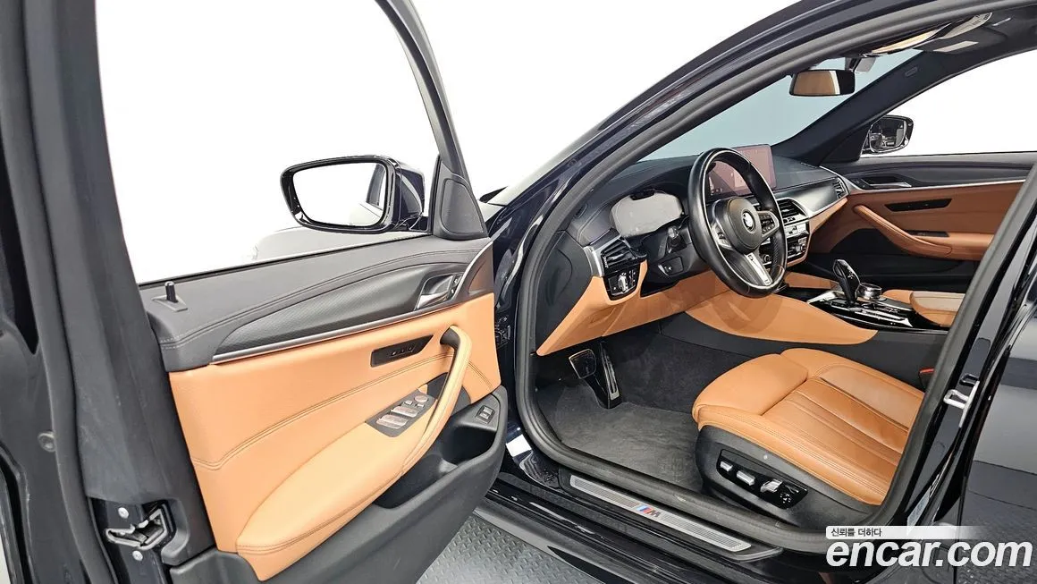 BMW 5-Series 2022 из KR, фото 10