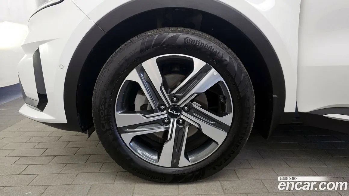 Kia Sorento — фото 5