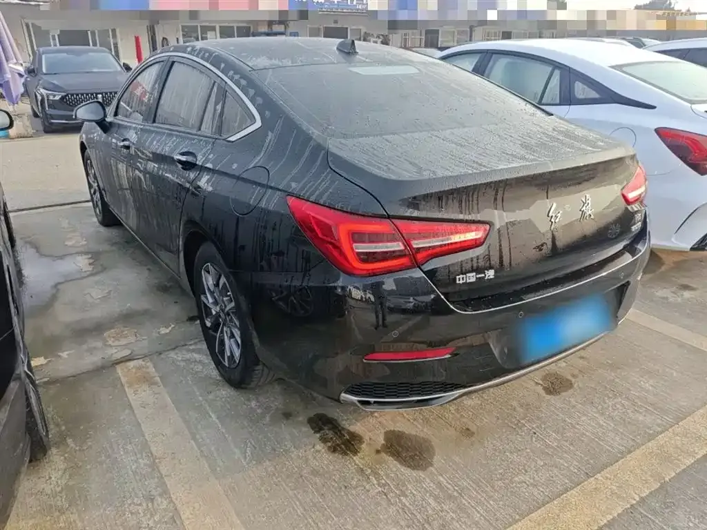 Hongqi H5 — фото 5