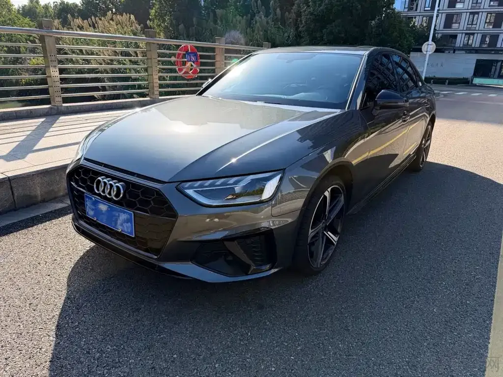Audi A4L 2024 из CN, фото 1