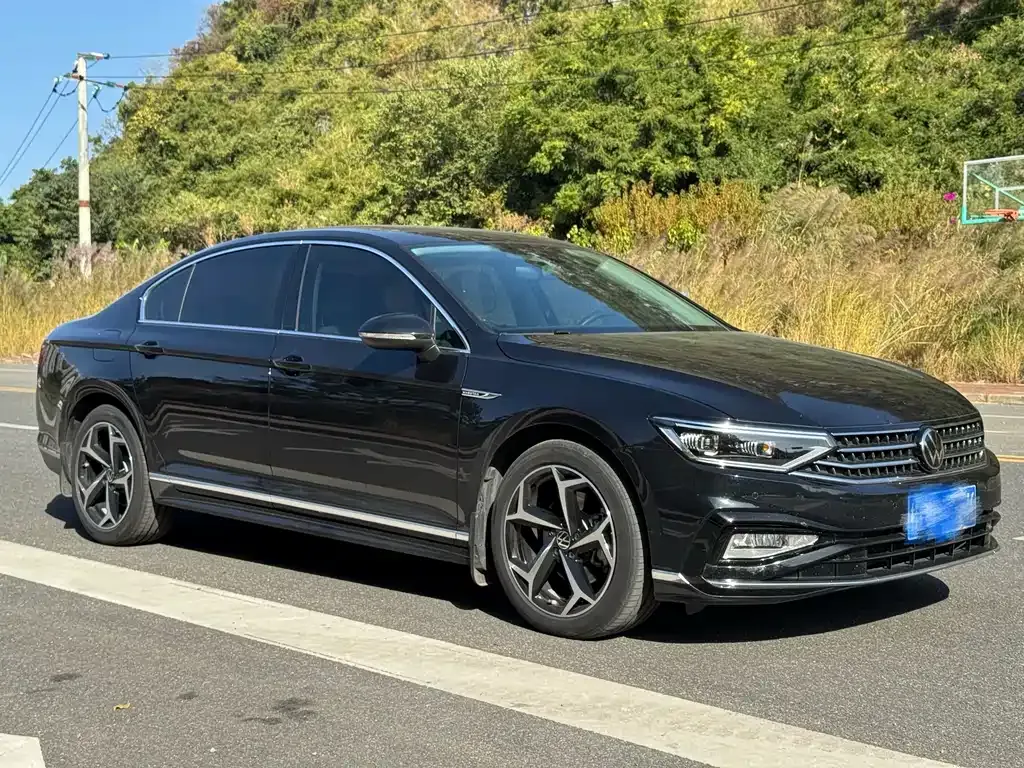 Volkswagen Magotan 2024 из CN, фото 3
