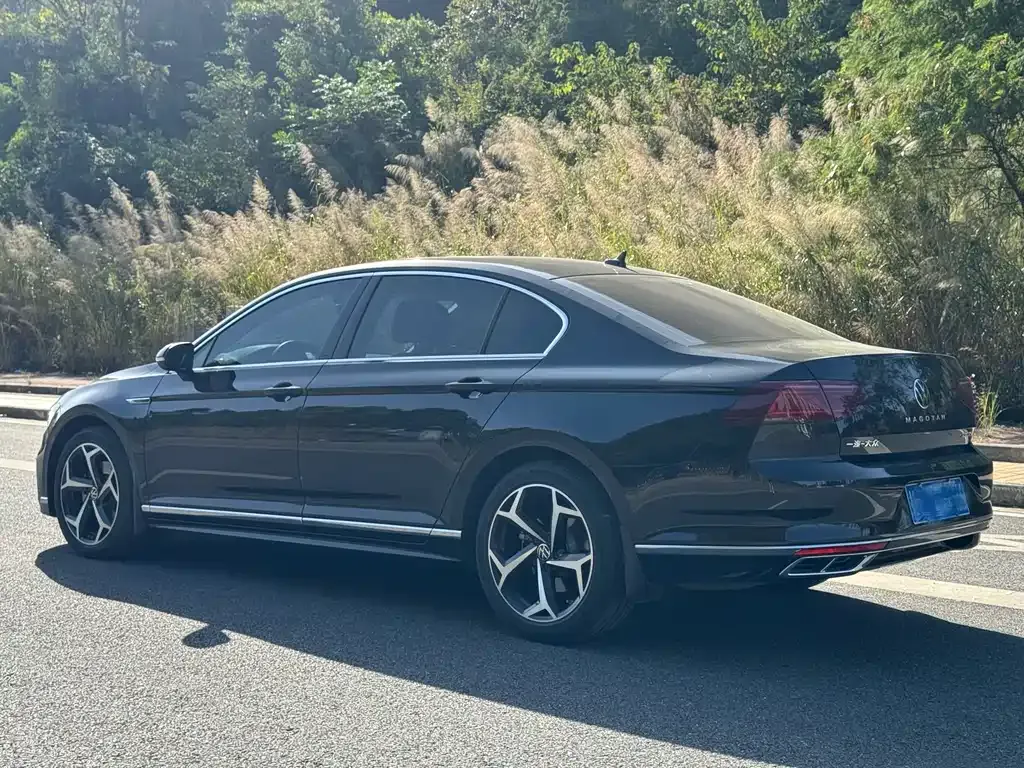 Volkswagen Magotan 2024 из CN, фото 6