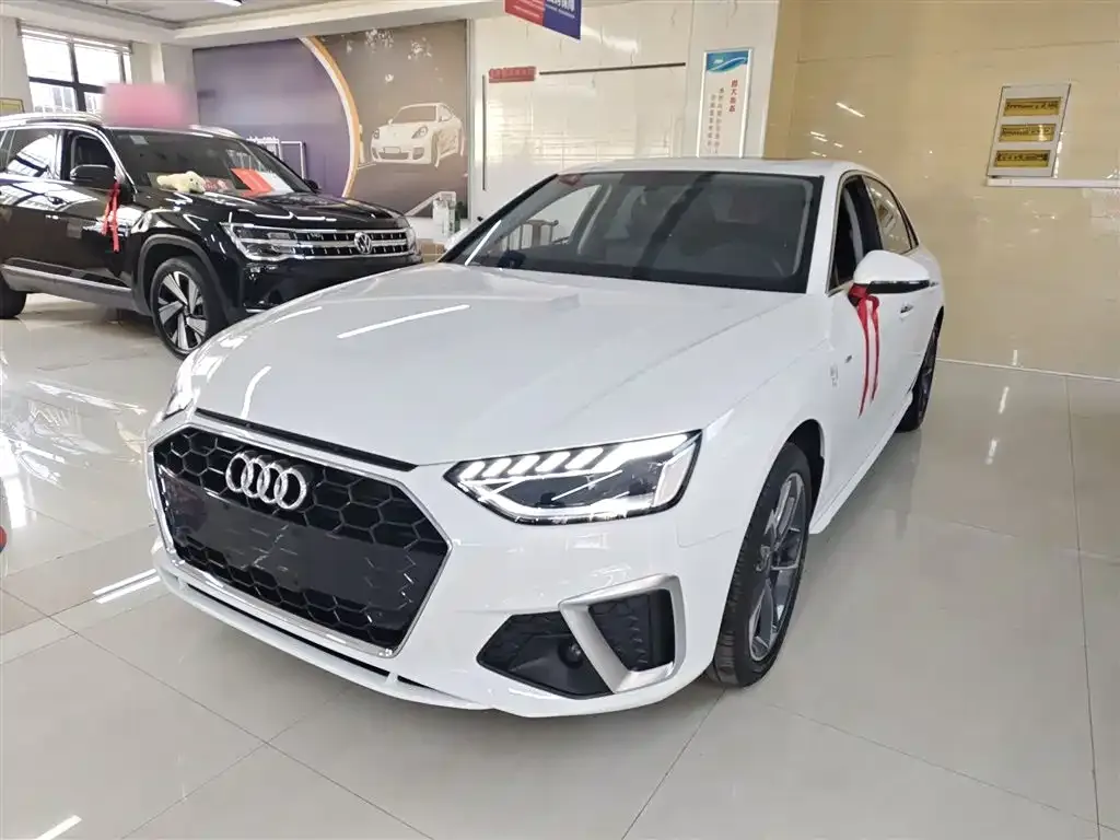 Audi A4L 2024 из CN, фото 1