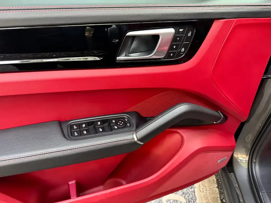 Porsche Cayenne 2022 из CN, фото 8