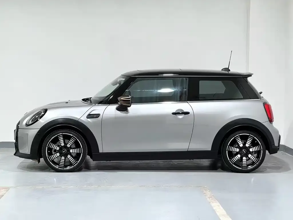 MINI Cooper (3-door) 2024 из CN, фото 5