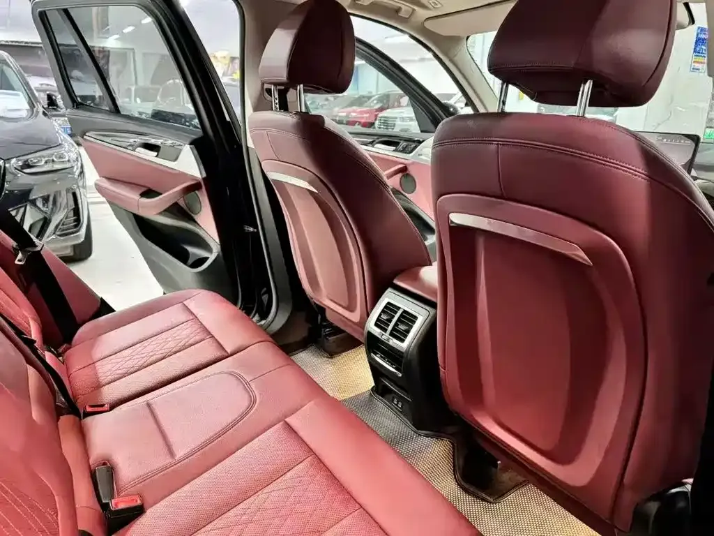 BMW iX3 2023 из CN, фото 6