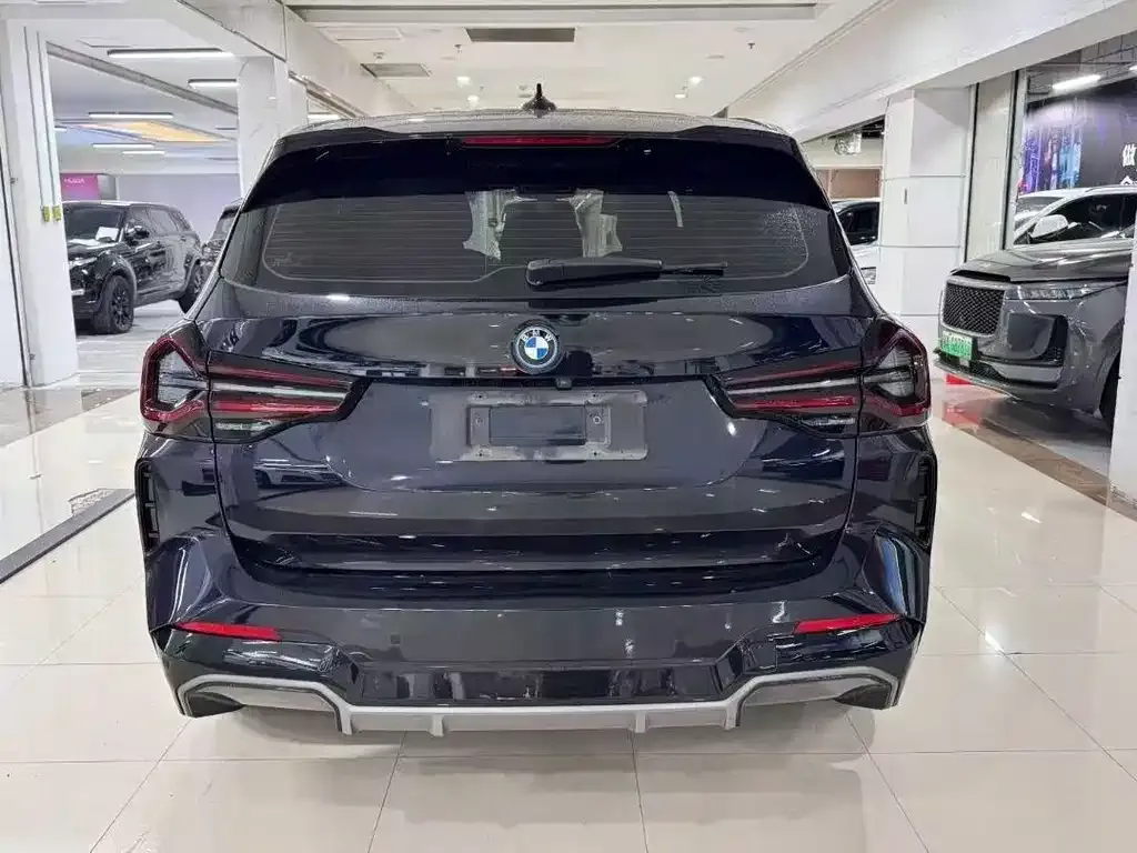 BMW iX3 2023 из CN, фото 8