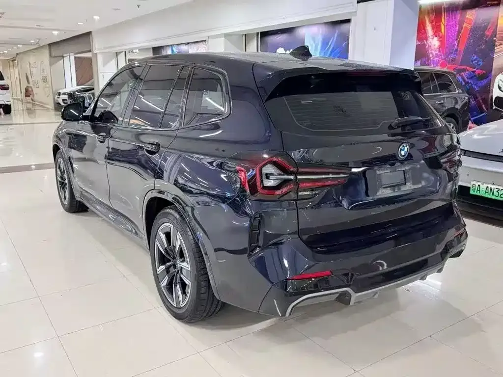 BMW iX3 2023 из CN, фото 9