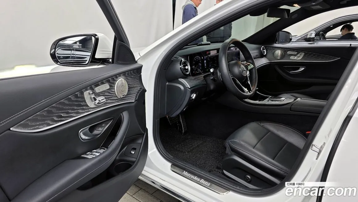 Mercedes-Benz E-Class 2023 из KR, фото 10