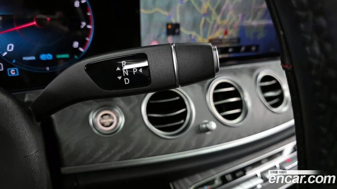 Mercedes-Benz E-Class 2023 из KR, фото 9