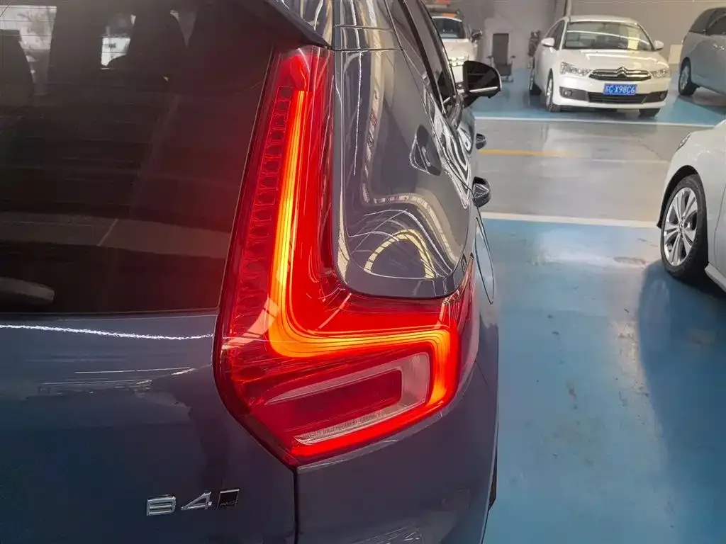 Volvo XC40 2022 из CN, фото 8