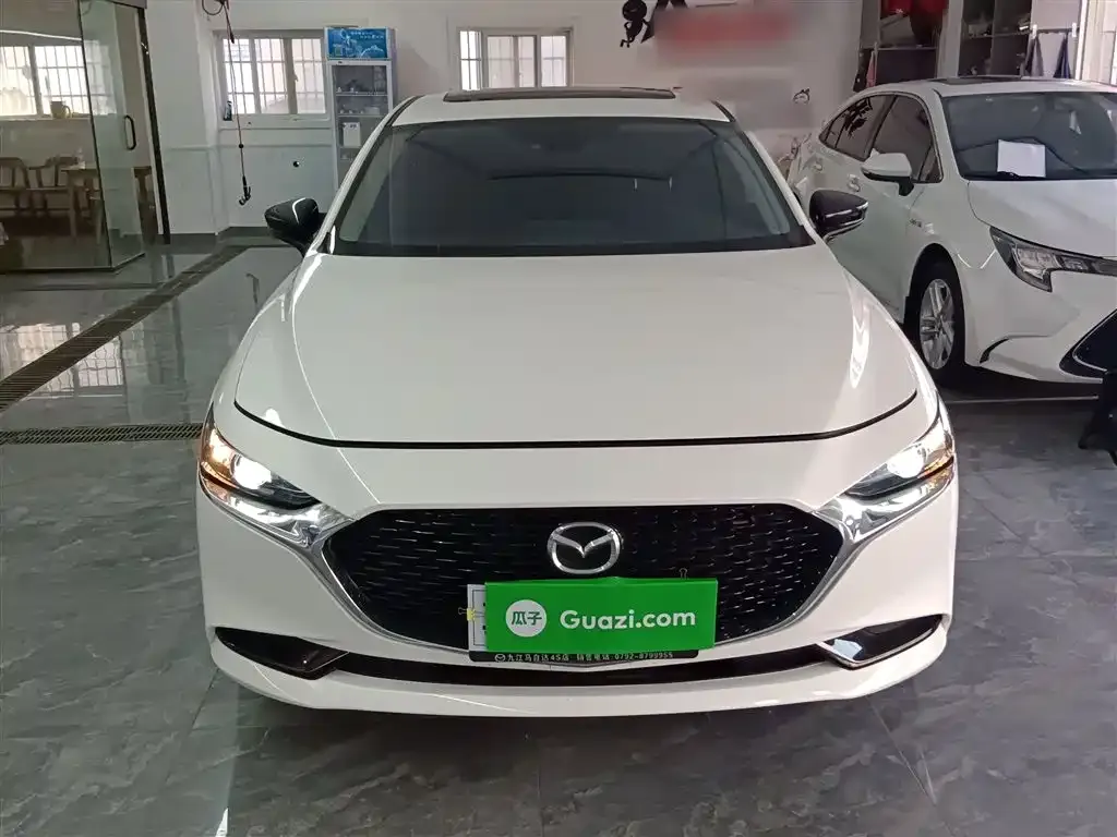 Mazda 3 Axela 2023 из CN, фото 3