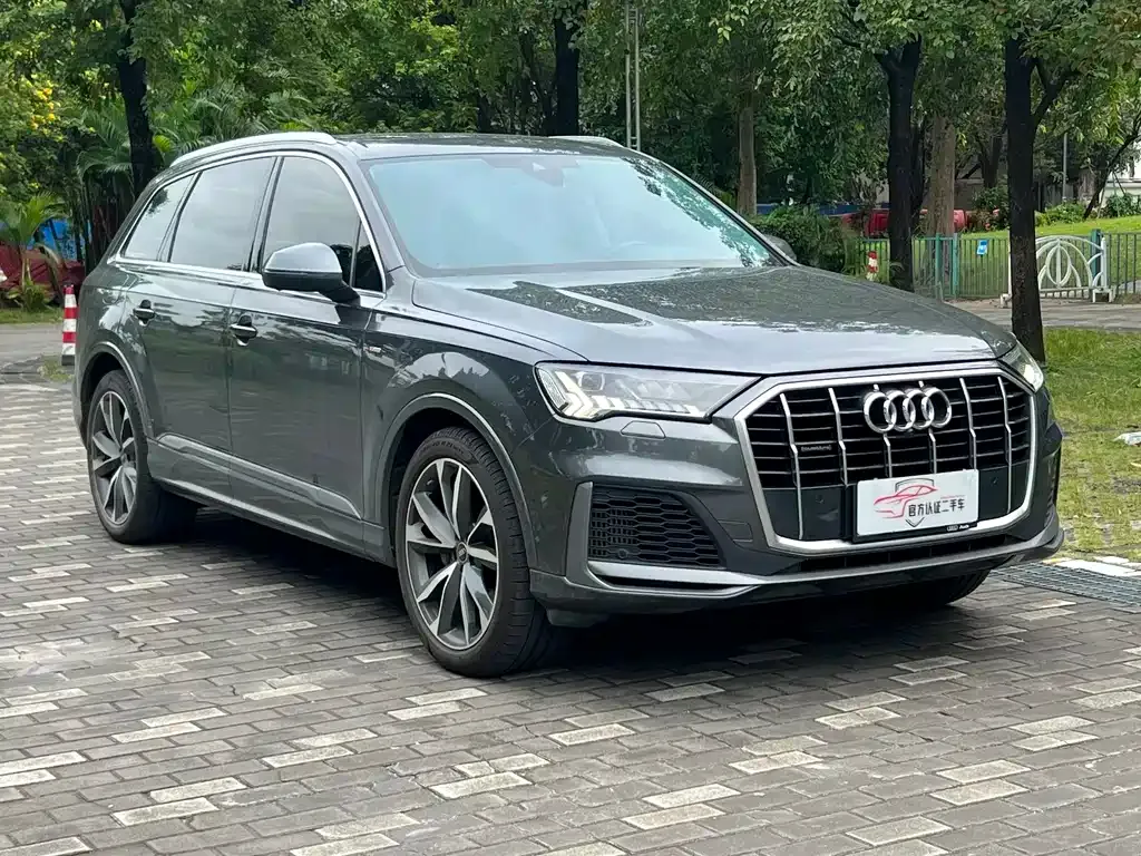 Audi Q7 — фото 3