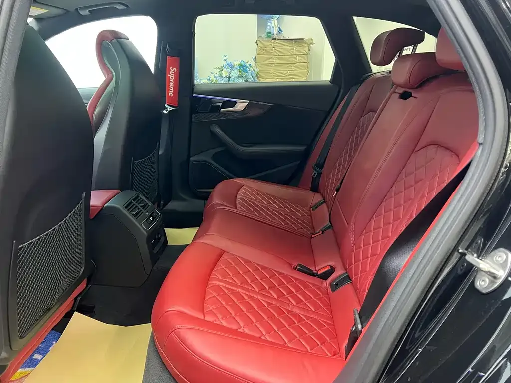 Audi S4 2024 из CN, фото 8