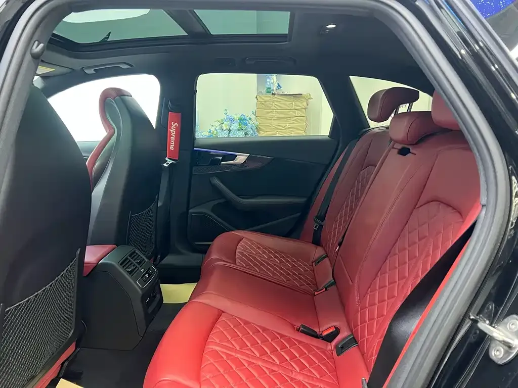 Audi S4 2024 из CN, фото 9