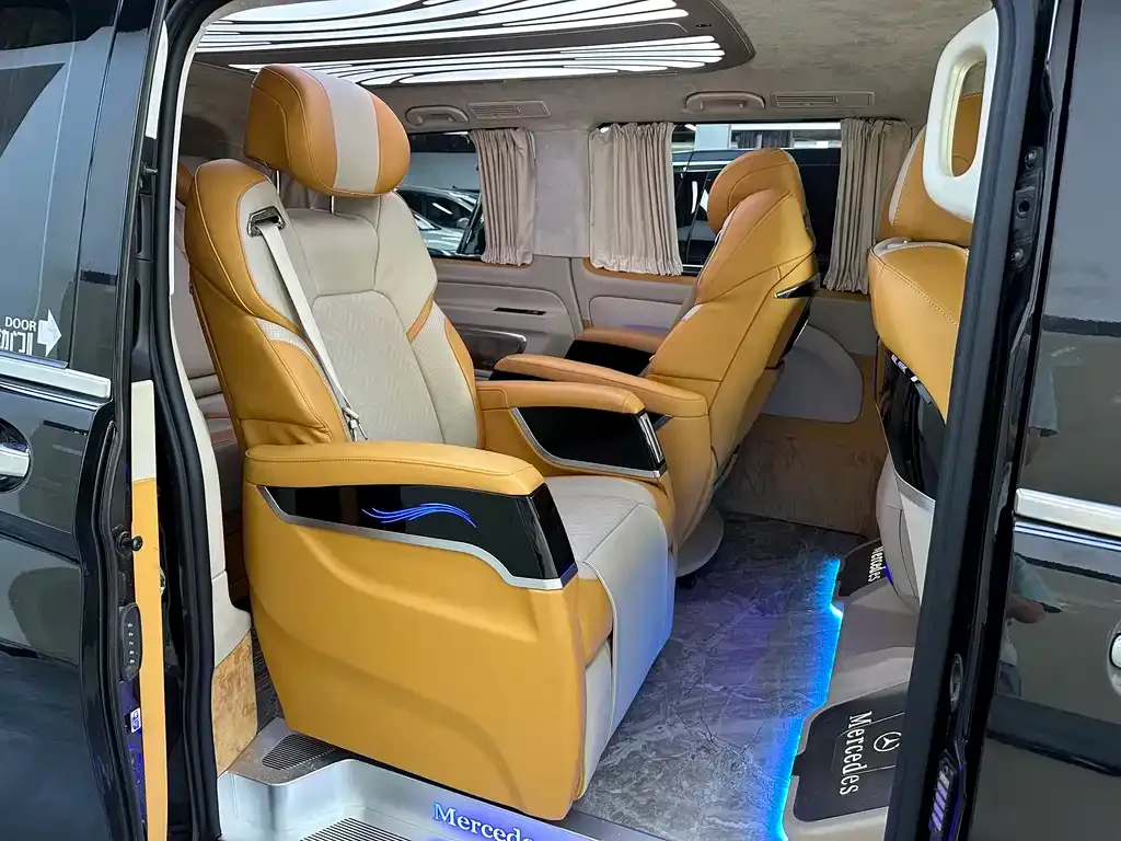 Mercedes-Benz Vito 2023 из CN, фото 10