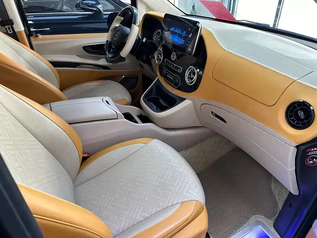 Mercedes-Benz Vito 2023 из CN, фото 9