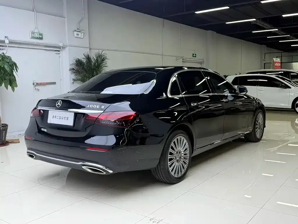 Mercedes-Benz E-Class 2022 из CN, фото 5