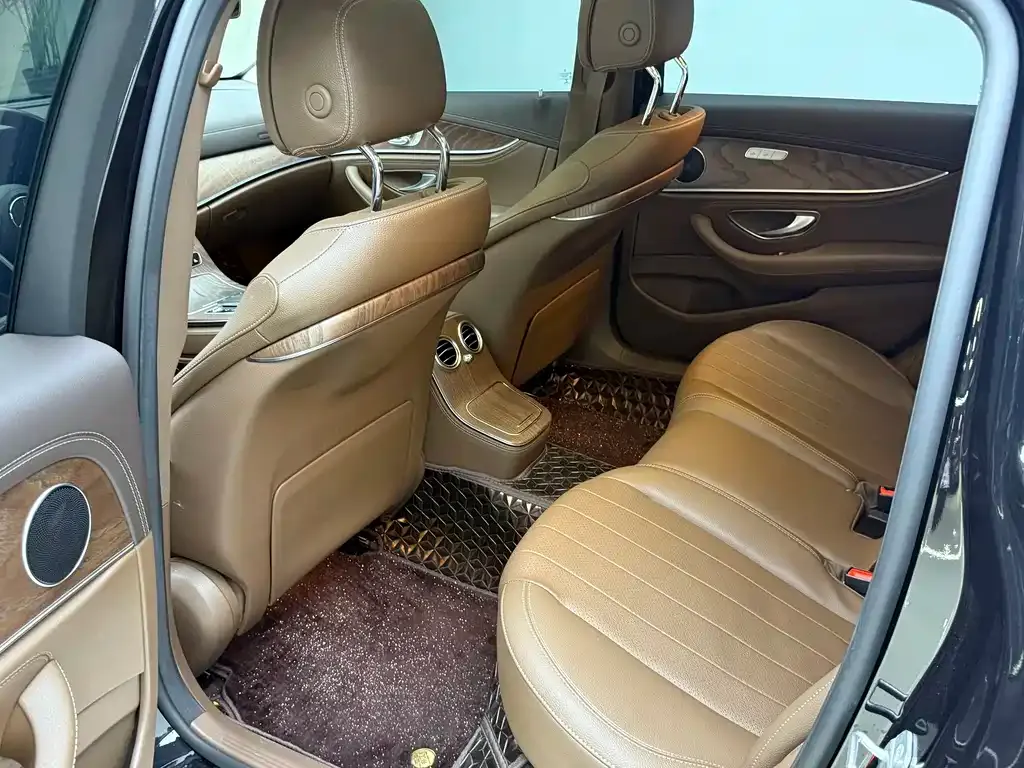 Mercedes-Benz E-Class 2022 из CN, фото 8