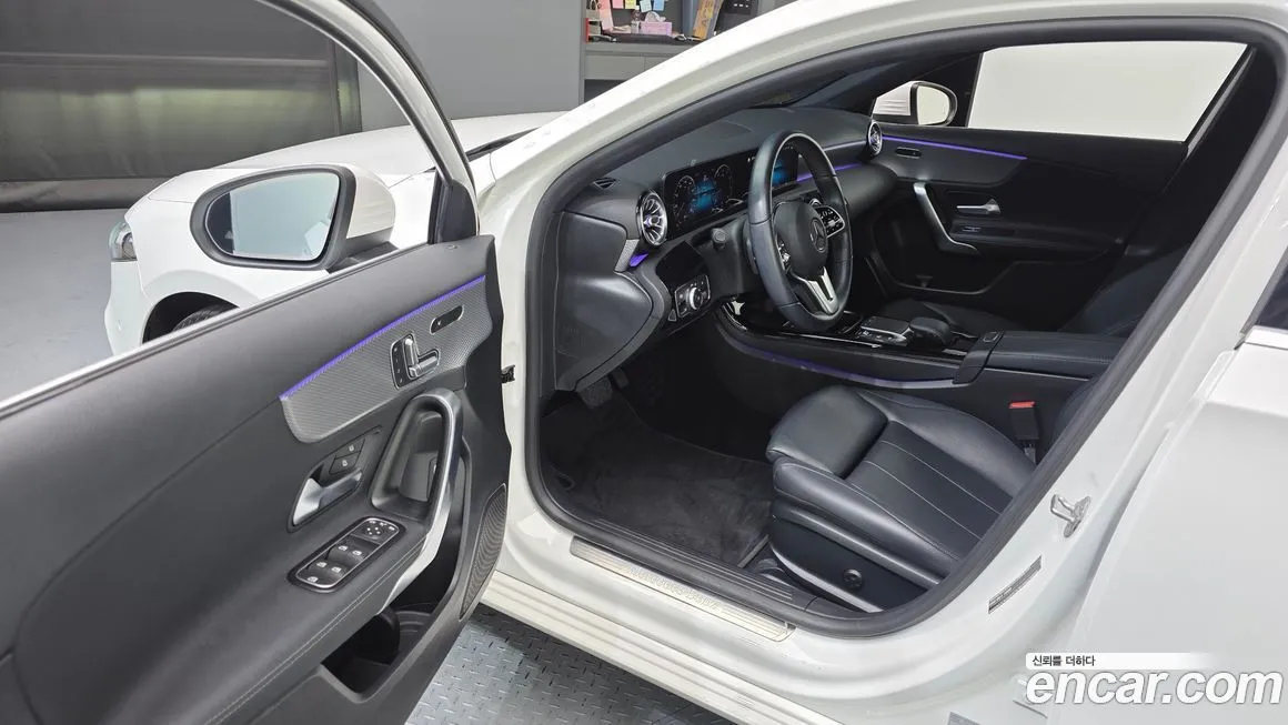 Mercedes-Benz A-Class — фото 10