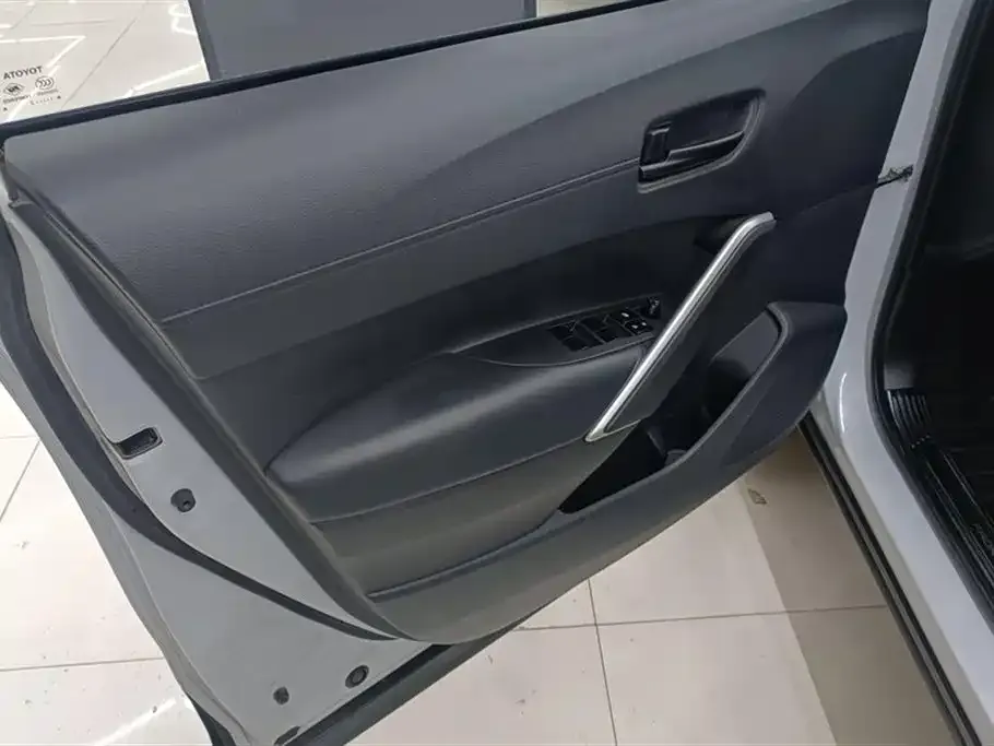 Toyota Frontlander 2022 из CN, фото 7
