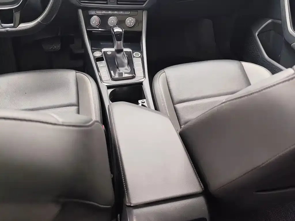 Volkswagen Sagitar 2022 из CN, фото 8