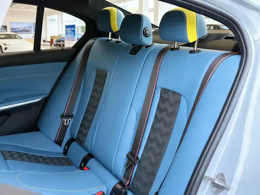 BMW M3 2024 из CN, фото 7