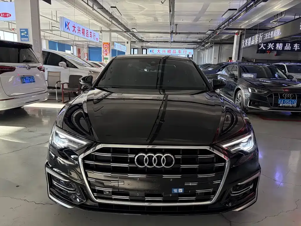 Audi A6L 2023 из CN, фото 2