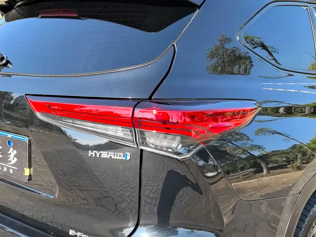 Toyota Crown Kluger 2022 из CN, фото 9