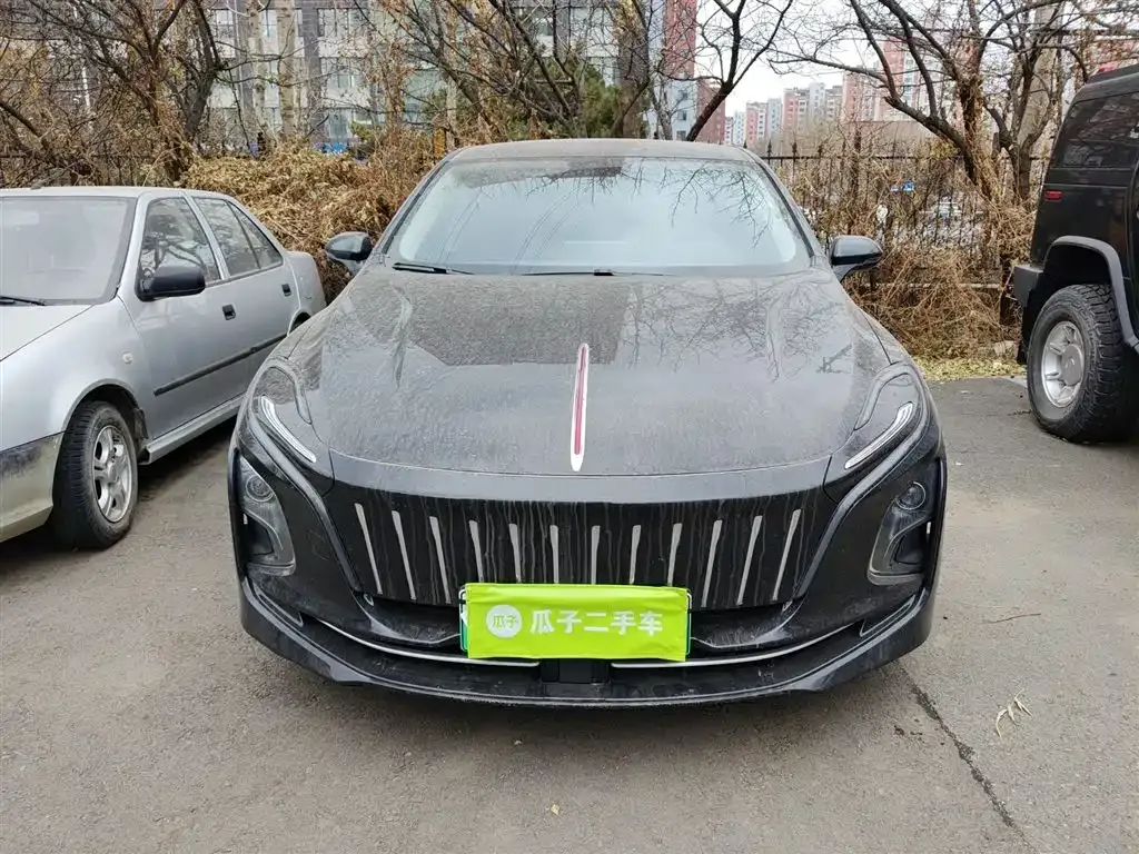 Hongqi E-QM5 2024 из CN, фото 3