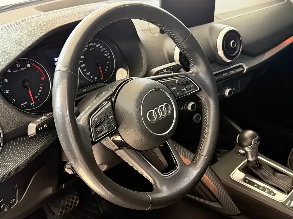 Audi Q2L 2022 из CN, фото 6