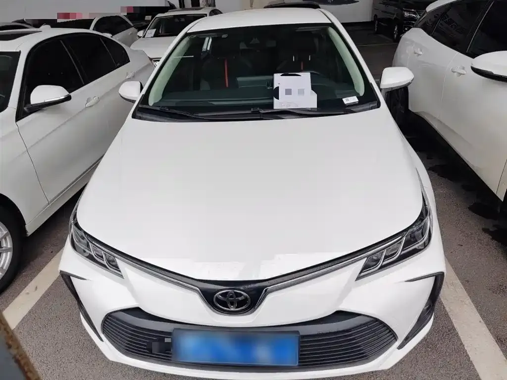 Toyota Corolla 2024 из CN, фото 3