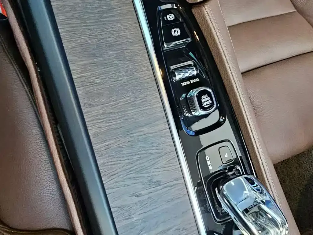 Volvo S90 — фото 5
