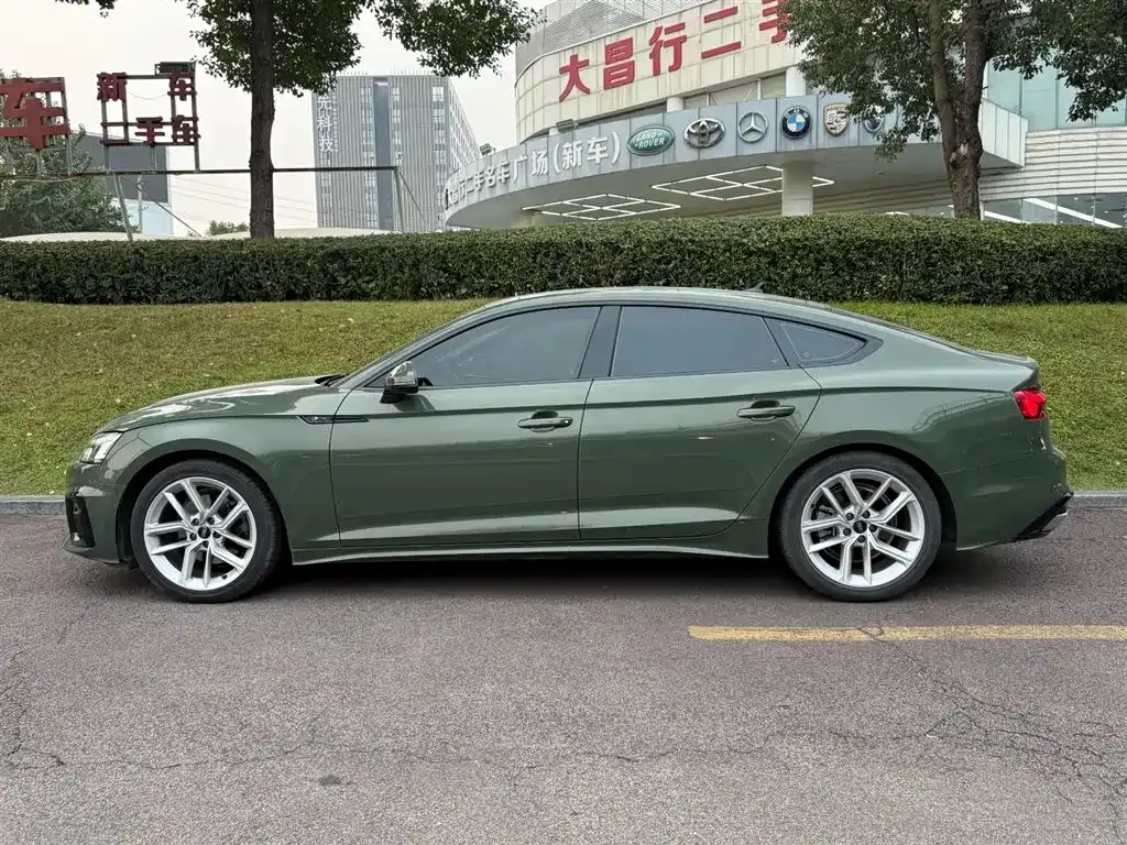 Audi A5 (Import) 2023 из CN, фото 3