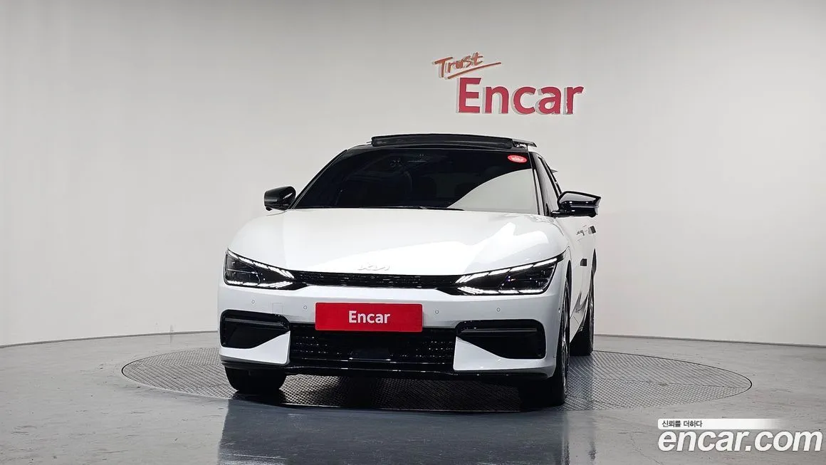 Kia EV6 2023 из KR, фото 3